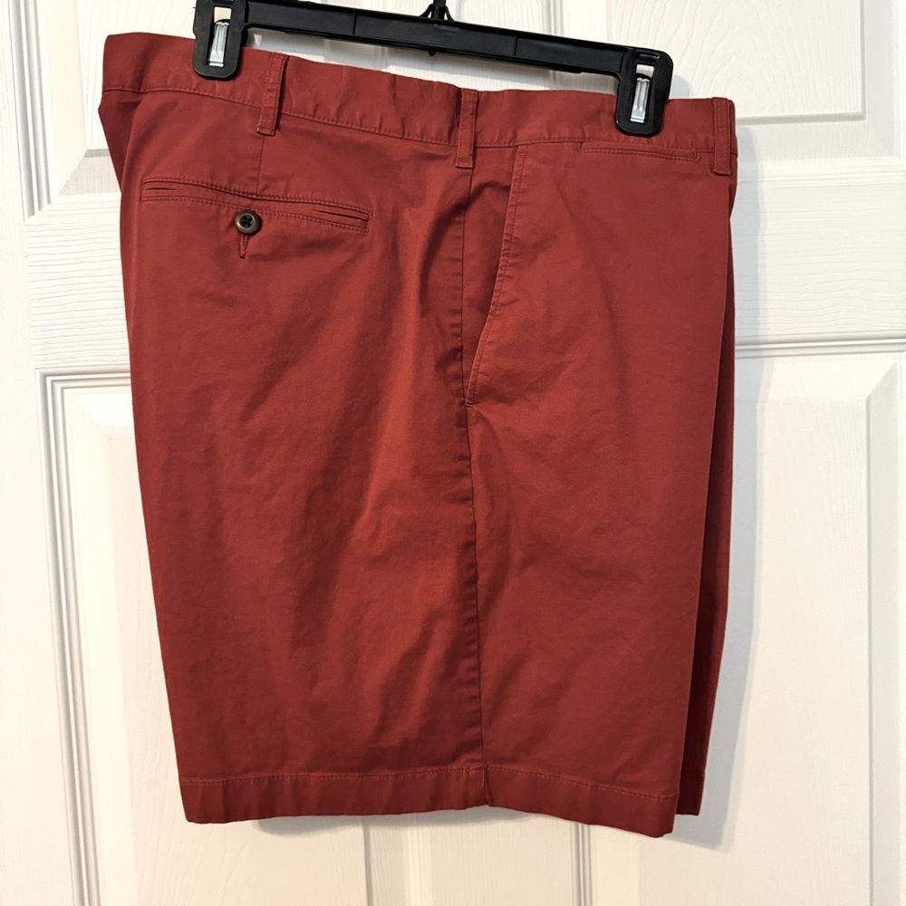 J Crew 7” Stretch Chino Short, Brick Red, 40, EUC